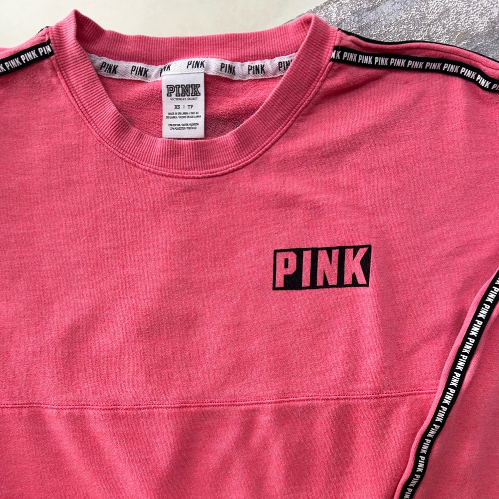 PINK Victoria’s Secret Women’s Top